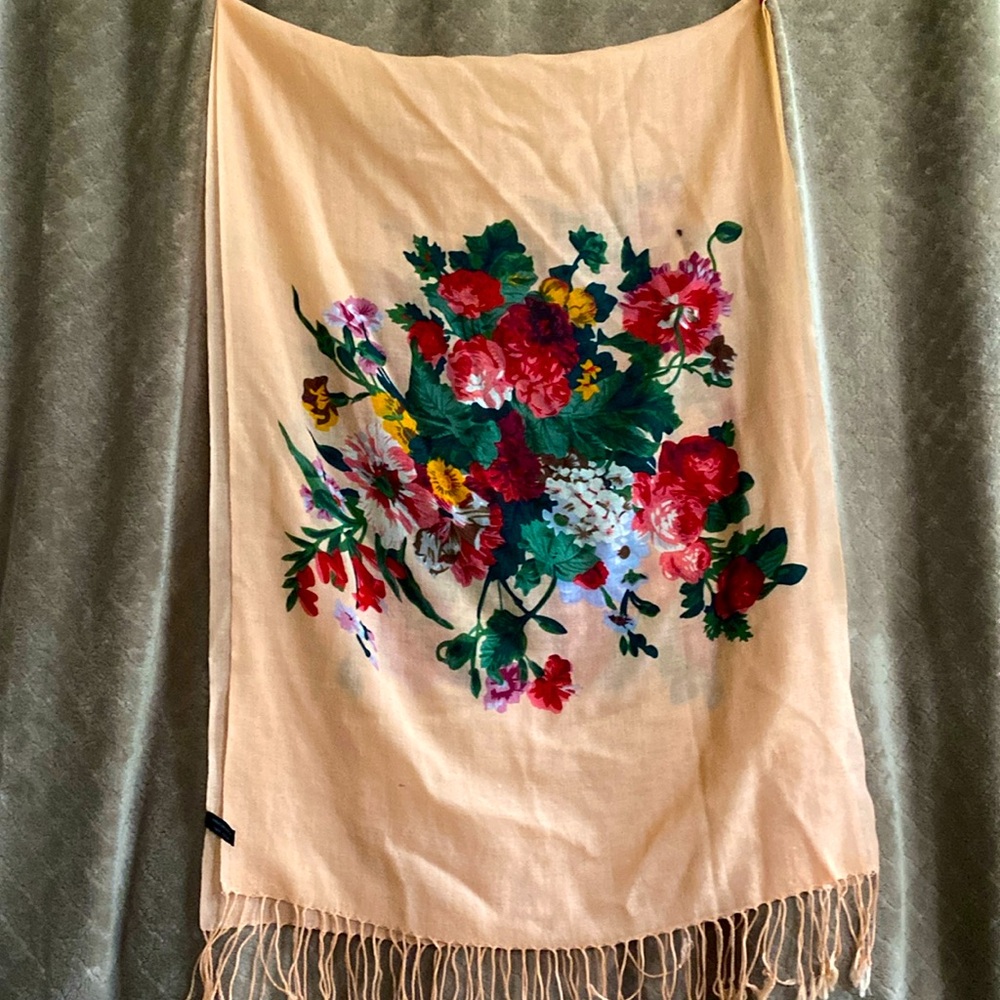 100% wool scarf
